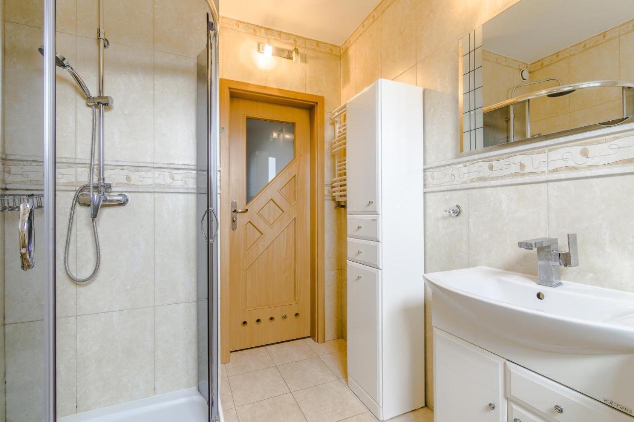 Apartament Koga Z Dwoma Sypialnimi Lägenhet Gdańsk Exteriör bild